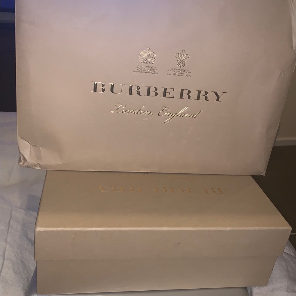 Burberry sneakers - Picture 2 of 3